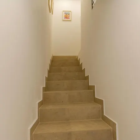 Διαμέρισμα Benformoso Cozy Duplex With Terrace And Free Mobile Wifi Lisboa