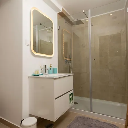 Appartement Benformoso Cozy Duplex With Terrace And Free Mobile Wifi Lisboa